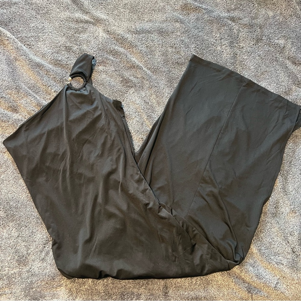 Sincerely Jules Black One-Shoulder Maxi Dress with Ring Accent